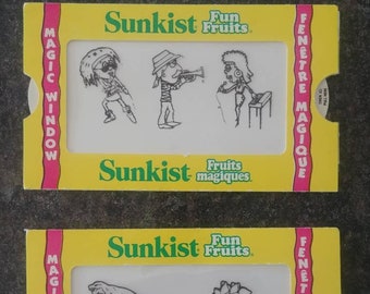 Frutas raras canadienses Sunkist Fun Fruits de la década de 1990, snacks de frutas, tarjeta de rompecabezas Magic Window, caja de gomitas de juguete premium, regalo de banda de música de dinosaurios