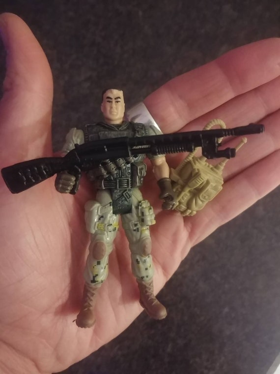 Plastic Army Military Action Figure Greenbrier International Inc