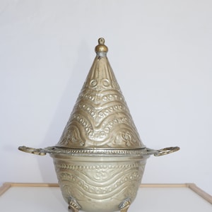 Lot Nr. 868 alter Vintage Marokko gemacht Tagine Topf Saliza weißes Metall mit Bronzegriffen und Füßen