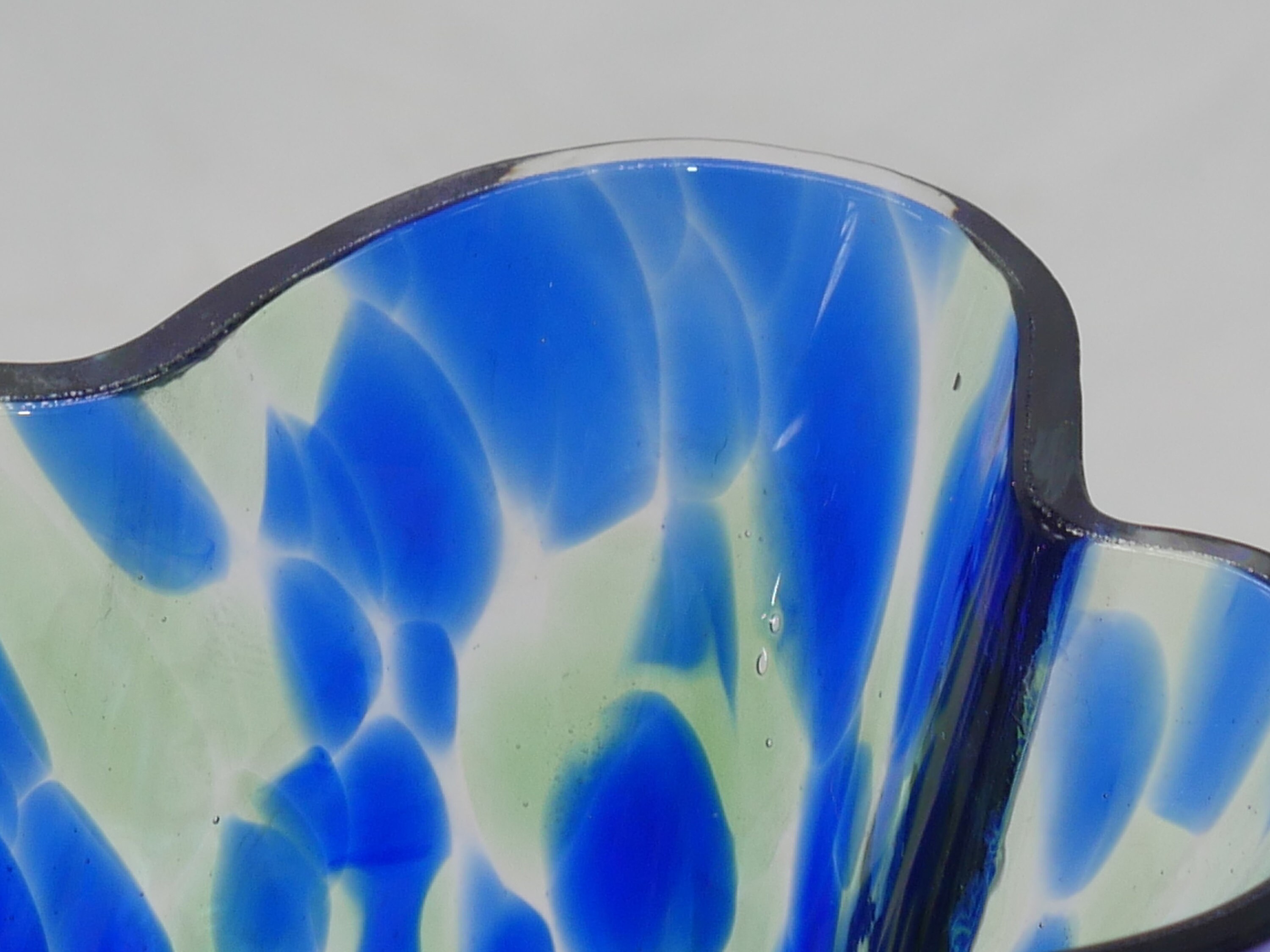 Vintage SEA Glasbruk Renate Stock Swedish Art Glass Vase Nr 755