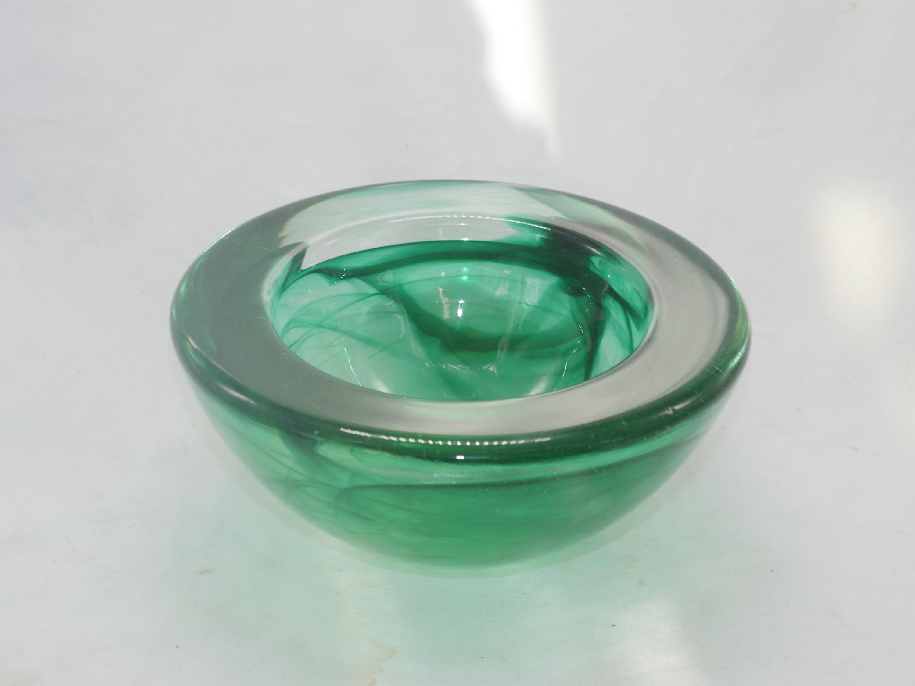 チェコのガラスボウル - Etsy 日本