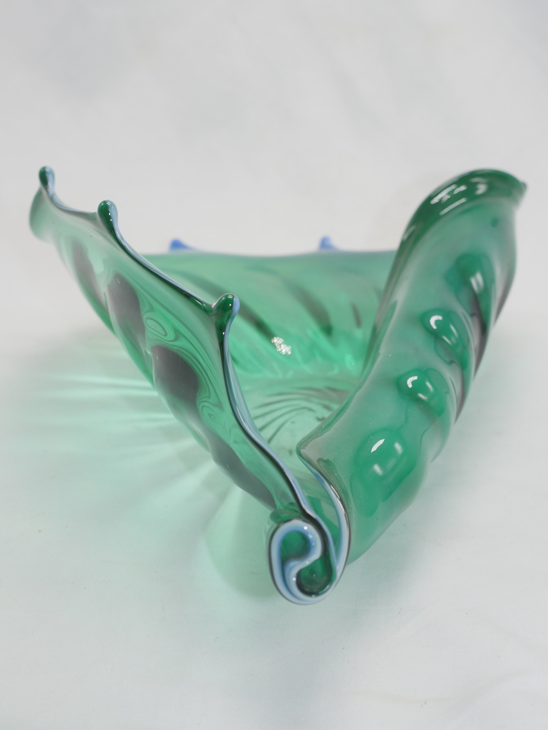 lot nr 881 Vintage Mid Century Murano Green Bowl Blue White subtones Hand Blown Glass Rolled Bowl Sea Shell shaped