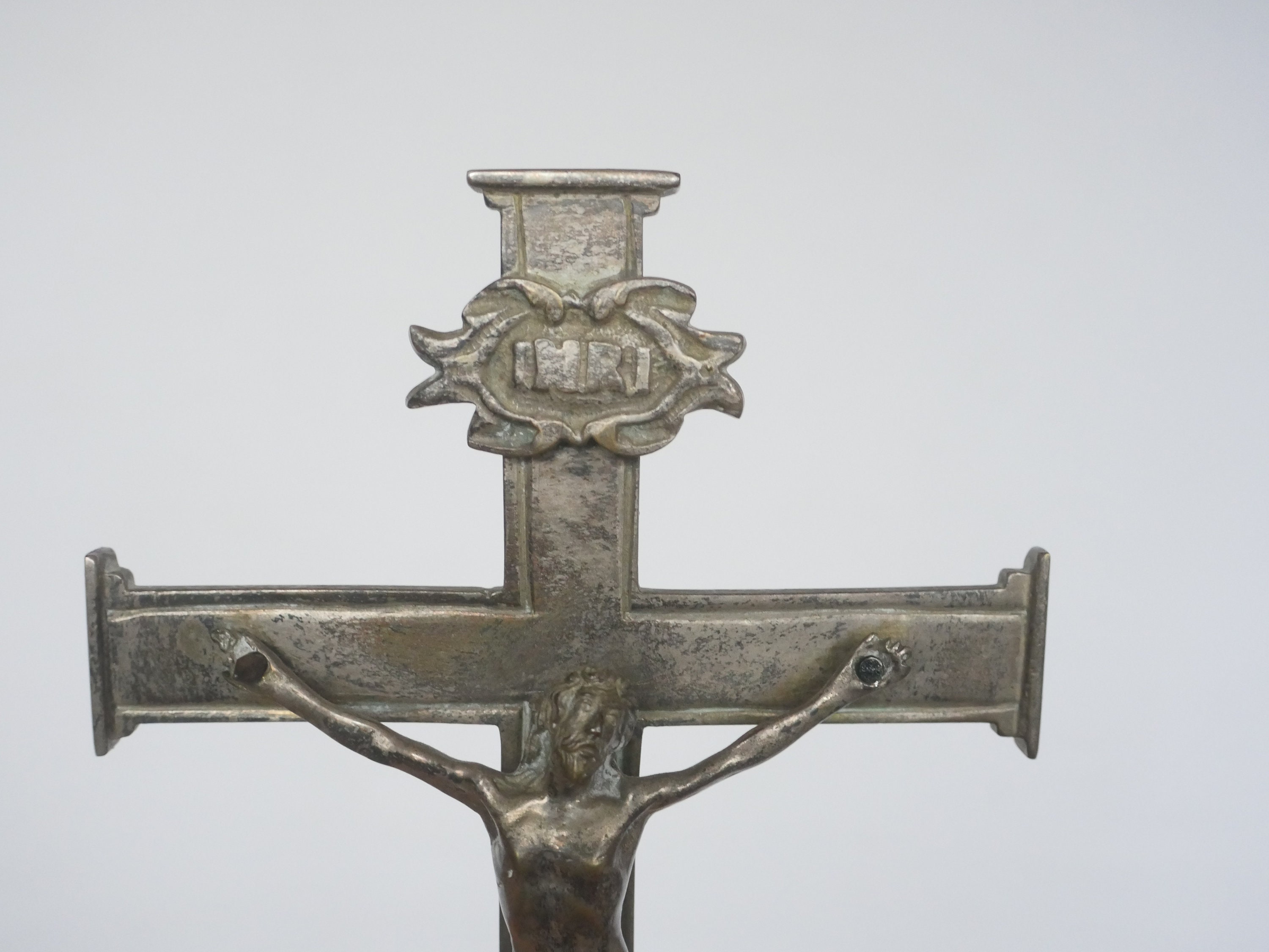 19世紀　フランス　アンティーク　キリスト　十字架　髑髏　イエス ロット番号 427 フランス 19世紀 アンティーク 金属製 祭壇 ゴシック