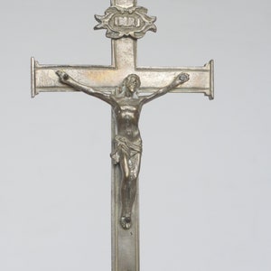 lot nr 427 French 19th century  Antique  metal altar gothic Icon Jesus Christ crucifix cross