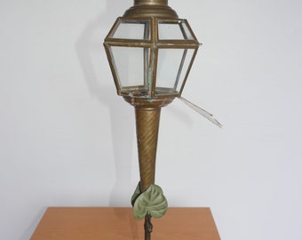 lot nr 690 old vintage table brass bronze lamp made of antique 19th age coach lantern 22 inches