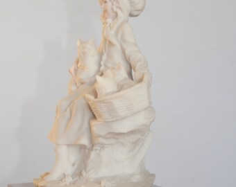 ドマンAuro A Belcari ITALY 1980年代 1986 AURO BELCARI Capodimonte Porcelain Figure Made in Italy