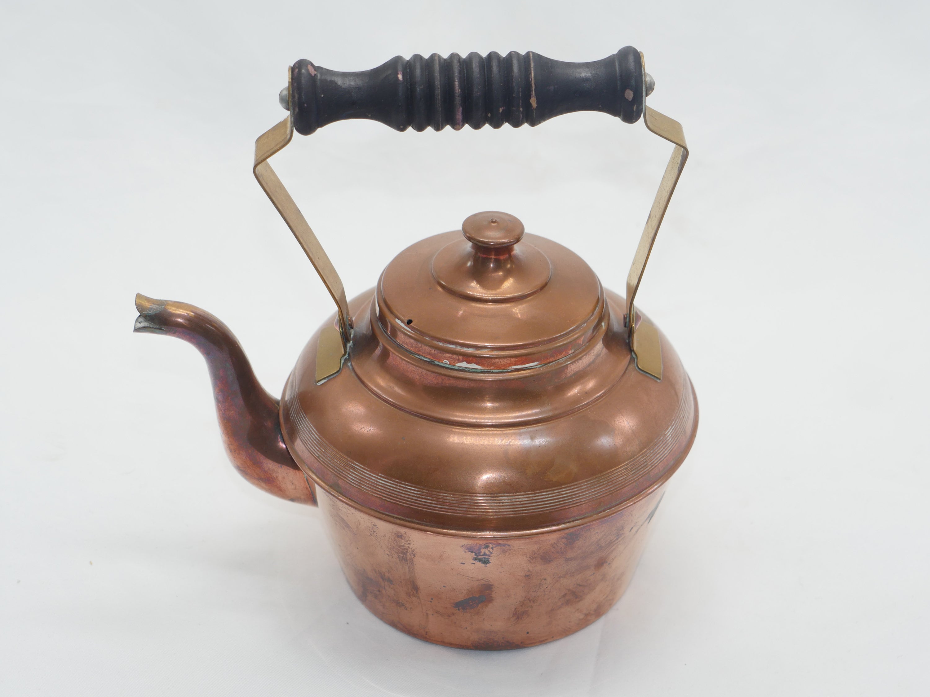 Théière Vintage En Cuivre Orientale - Marocaine, Décorative, Patine Superbe