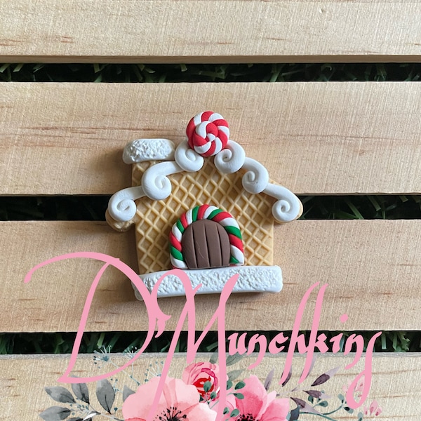 Gingerbread house, Christmas clay, hair bow clay, bow clay, bow center piece, bow embellishment, flat back clay, badge reel clay