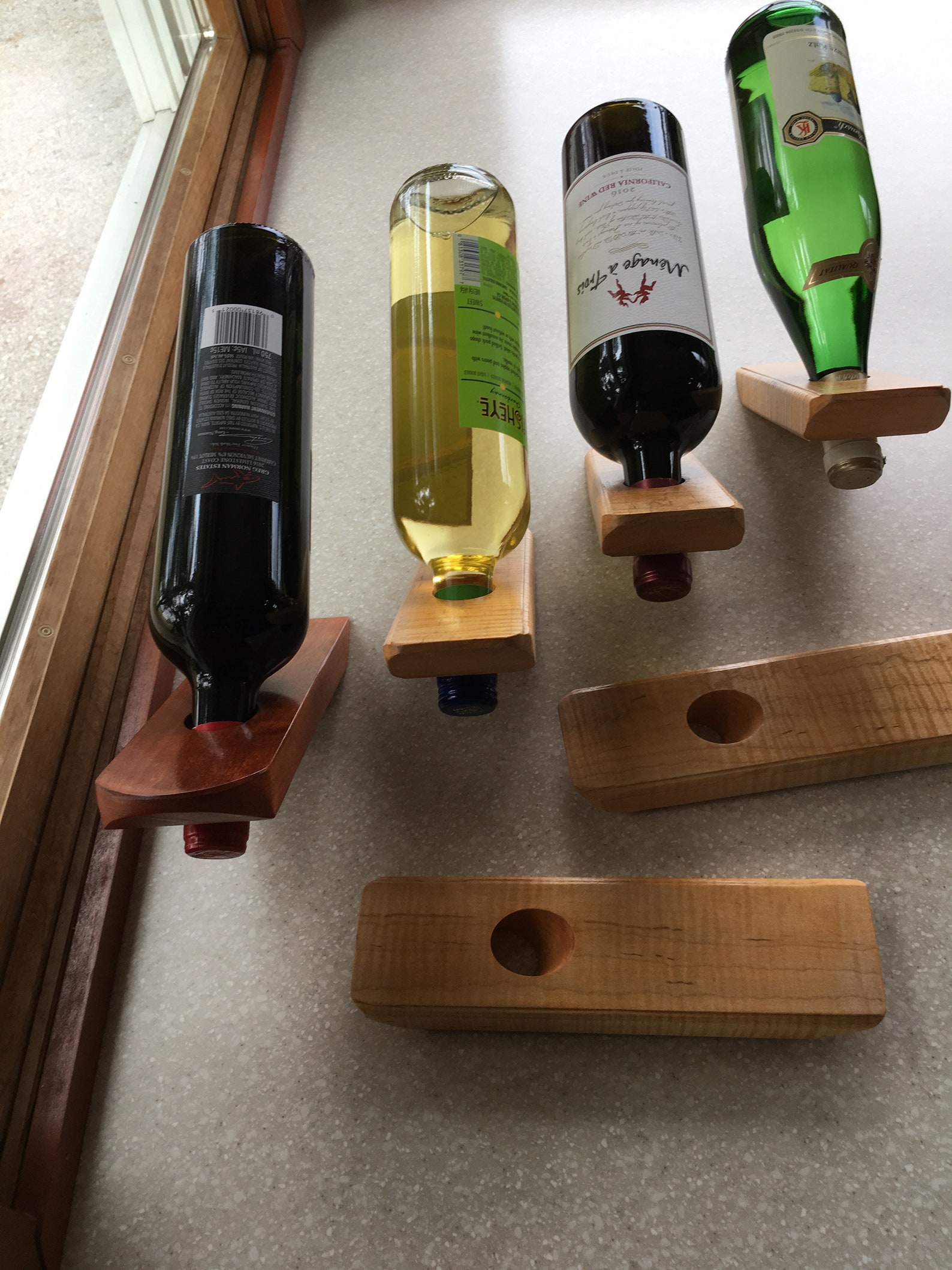 corner wine bottle holder