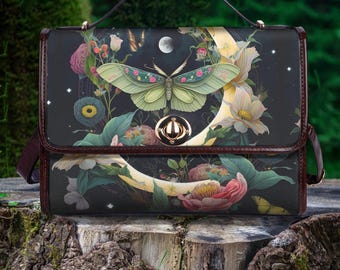 Moon Moth & Celestial Flowers Handtasche aus veganem Leder, Witchcore Cottagecore Gothic Geldbörse