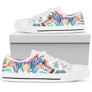 Chaussures basses cheval pour femme, Chaussures personnalisées, Converce Lover, Chaussures d&#39;école, Chaussures d&#39;été, Chaussures pour amoureux des chevaux, Chaussures pour femme, Baskets, Fourgon