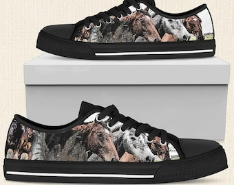 Zapatillas con diseño de cabeza de caballo: Diseño a pluma y tinta, calzado deportivo de caña baja.