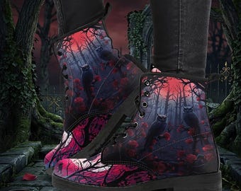 Botas de combate em couro vegano estilo floresta gótica vermelha: Rosas Espinhosas