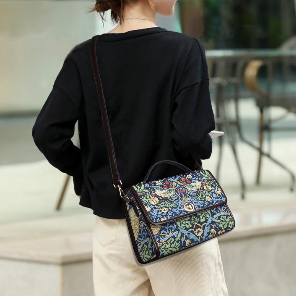 さえら　未使用に近い　美品　ピロケース　65×45 Strawberry Thief William Morris Floral Bird Vegan Satchel