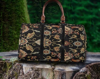 Grandma&#39;s Old Black Carpet Travel Bag, Custom Gifts, Duffel Bag, Gift for Mom, Weekender, Overnight Carry-all