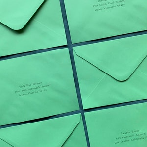 Sobres con letras a mano / Direccionamiento de cartas personalizadas