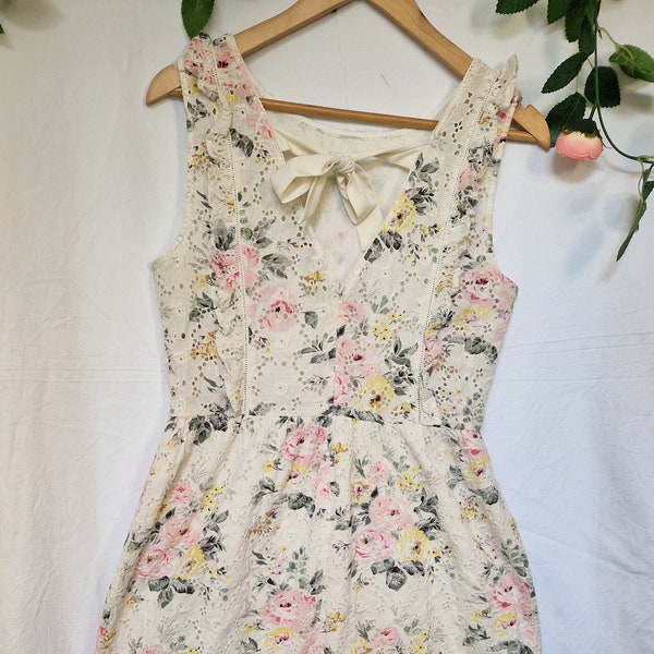 The prettiest Cath Kidston vintage prarie style frilled floral broideriangles summer dress with ribbon tie back, fit and flare shape