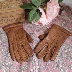 Damen Handschuhe aus Vintage Leder. Echtes Schweinsleder, Größe 7, hergestellt in Ungarn, 50er 60er Jahre Handschuhe, Geschenk für sie, in Originalverpackung