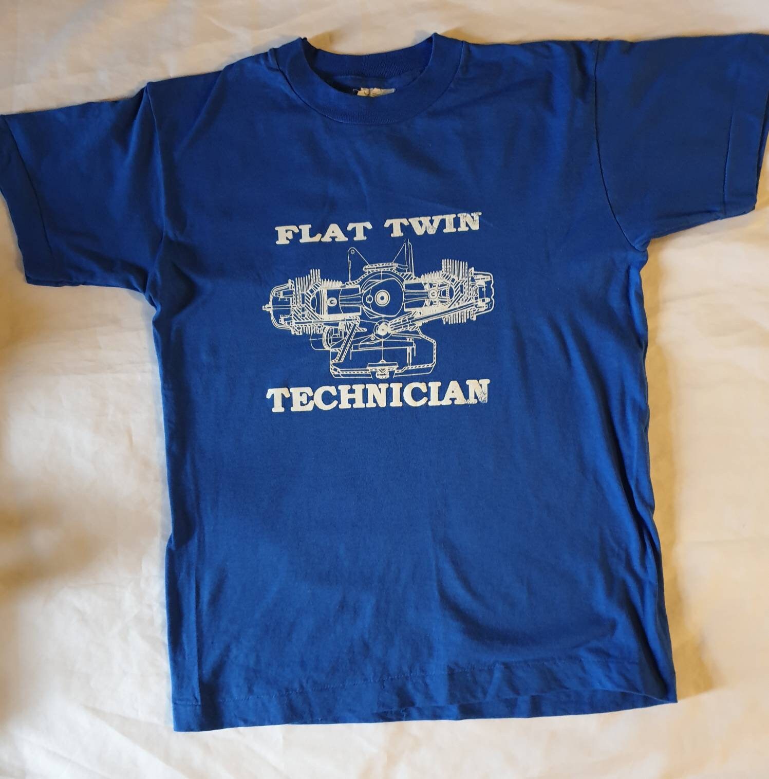 Image of 2Cv Tshirt, Flat Twin Technician, Vintage Citroen 2Cv Royal Blue, Printing Sample 90S Car Tshirt