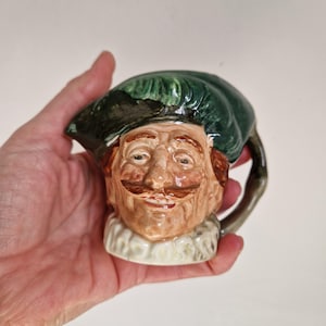Royal Doulton, The Cavalier&#39; character miniature decorative Toby jug, model D6173, 1939-1955, made in England, designed by Harry Fenton