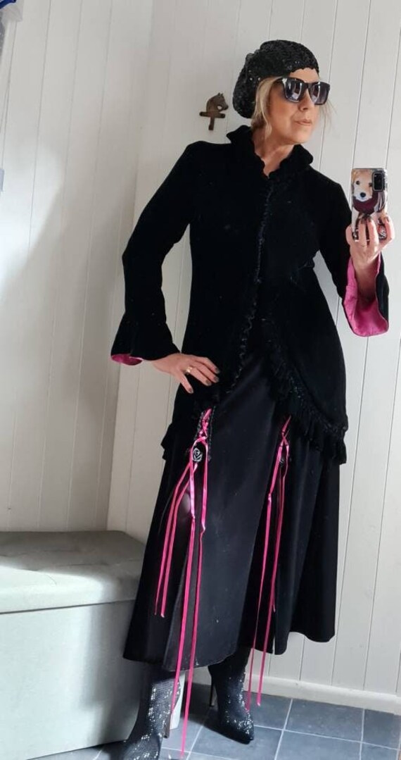 Vintage gothic velvet suit, maxi skirt, frock coa… - image 2