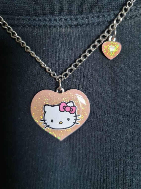 Vintage Hello Kitty Heart Pendant Sanrio 76 10 Hello Kitty