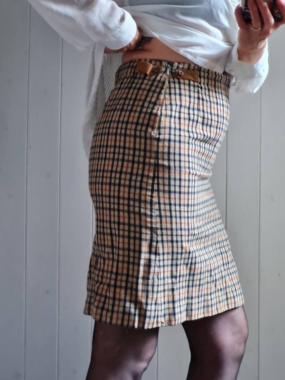 Vintage Daks London, skirt, 1970s checked plaid, … - image 4