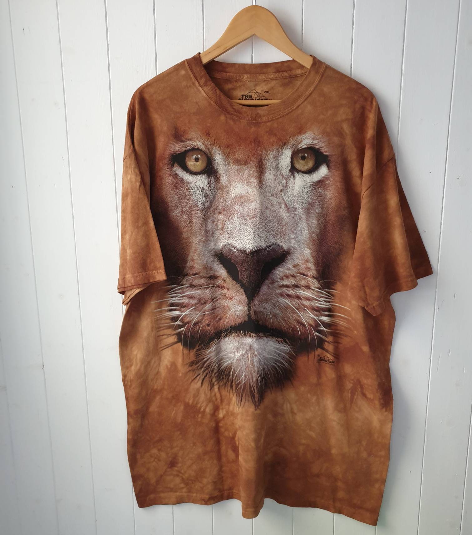 Image of Vintage Tie Dye Tshirt, Lion, Graphic The Mountain, Oversize Realistic Print, Vintage Style