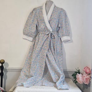 Vintage floral full length dressing gown with rolled collar and puff sleeves, midi length by St Michael, 70s 80s robe, cottage core