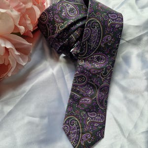 TIES by JAMES LAVER ネクタイ vintage Vintage Jimmy Tie Made Pure Silk Green and Gold Wave Design