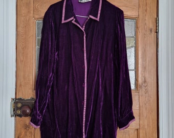 Purple velour shirt by Together with contrasting piping and side slits, covered buttons,