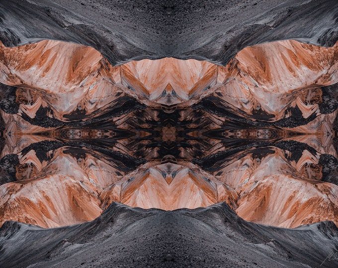 Landmanalaugur - Iceland Rorschach 2024