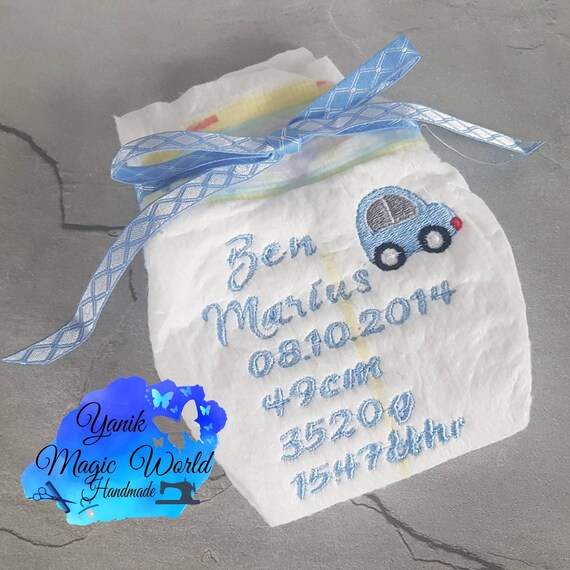 Bestickte Windel mit Wunschname Geburtstag Daten Wunsch Text