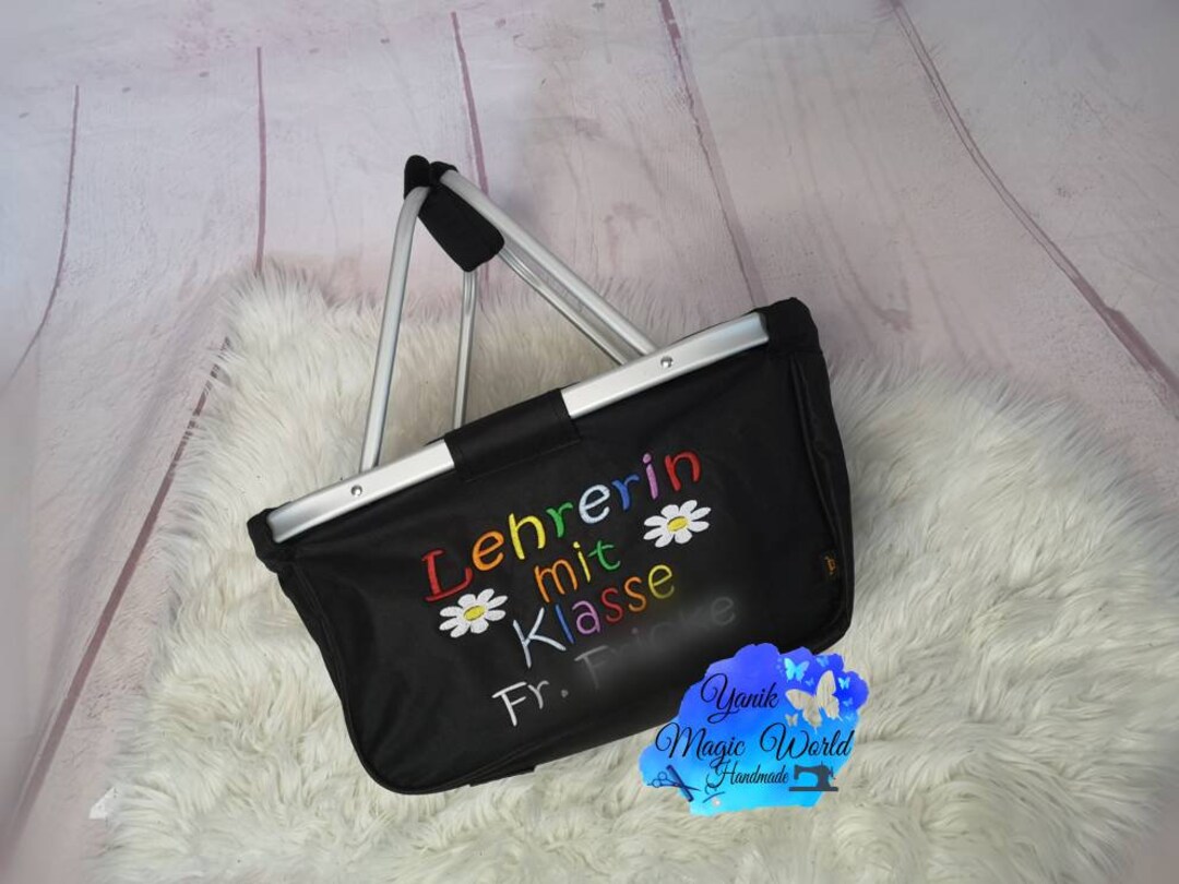 einkaufskorb-bestickt-abschiedsgeschenk-lehre-in-erzieherin-frau-mit