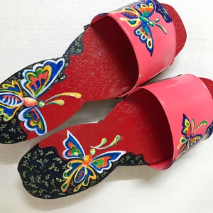 Traditional Chinese Clogs