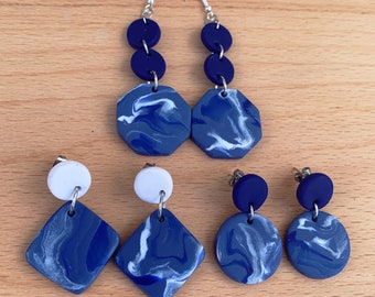 Boucles d’oreilles en argile polymère - Collection marbre en bleu