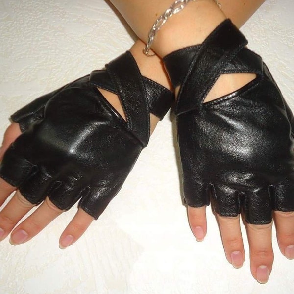 Fashion Women's Black Genuine Leather Fingerless Gloves Made with Italian Genuine Leather