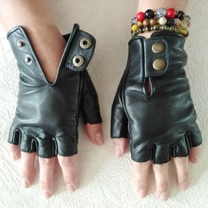 Unique Women's Black Genuine Leather Fingerless Gloves Fashion Accessory Leather Driving Gloves Great Gift