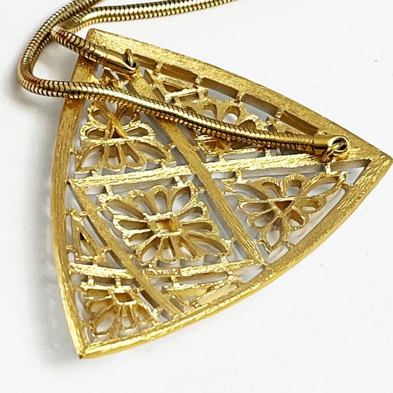 Vintage Crown Trifari White Enamel & Gold Shield … - image 8