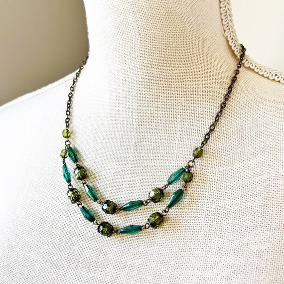 1928 Vintage Green Beaded Double Strand Necklace - image 2
