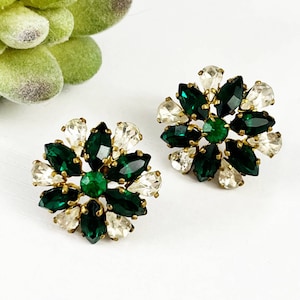 Vintage Green Glass Stone Flower Screw Back Earrings