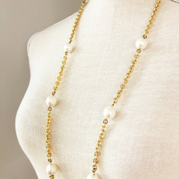 Carolee Vintage Pearl Earring & Necklace Set - image 6