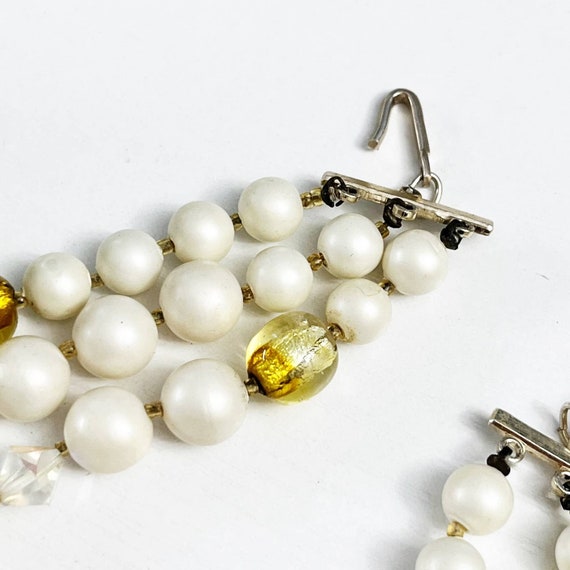Vintage Mid-Century 3-Strand Faux Pearl Gold & AB… - image 9