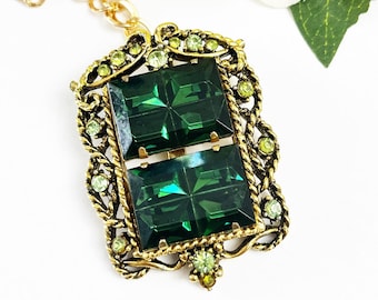 Tara Vintage Emerald Green Victorian Revival Pendant Necklace