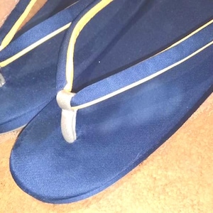 Vintage Style Shoes; 23cm Traditional Japanese Zori Shoes! Royal Blue with Gold Trim!