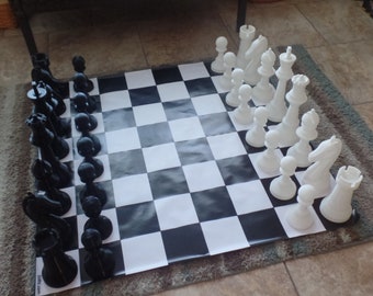 Giant 13" Chess Set with roll up chess mat Kings over 13 Inches tall and pawns over 6 This Large set can be used indoors outdoors or Garden