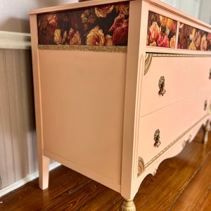 Custom Order Jacobean 5 drawer Dresser| Vintage Chest of Drawers | Romantic Bedroom Furniture | Apricot Peach and Gold Nursery | Rose Accent 画像 7