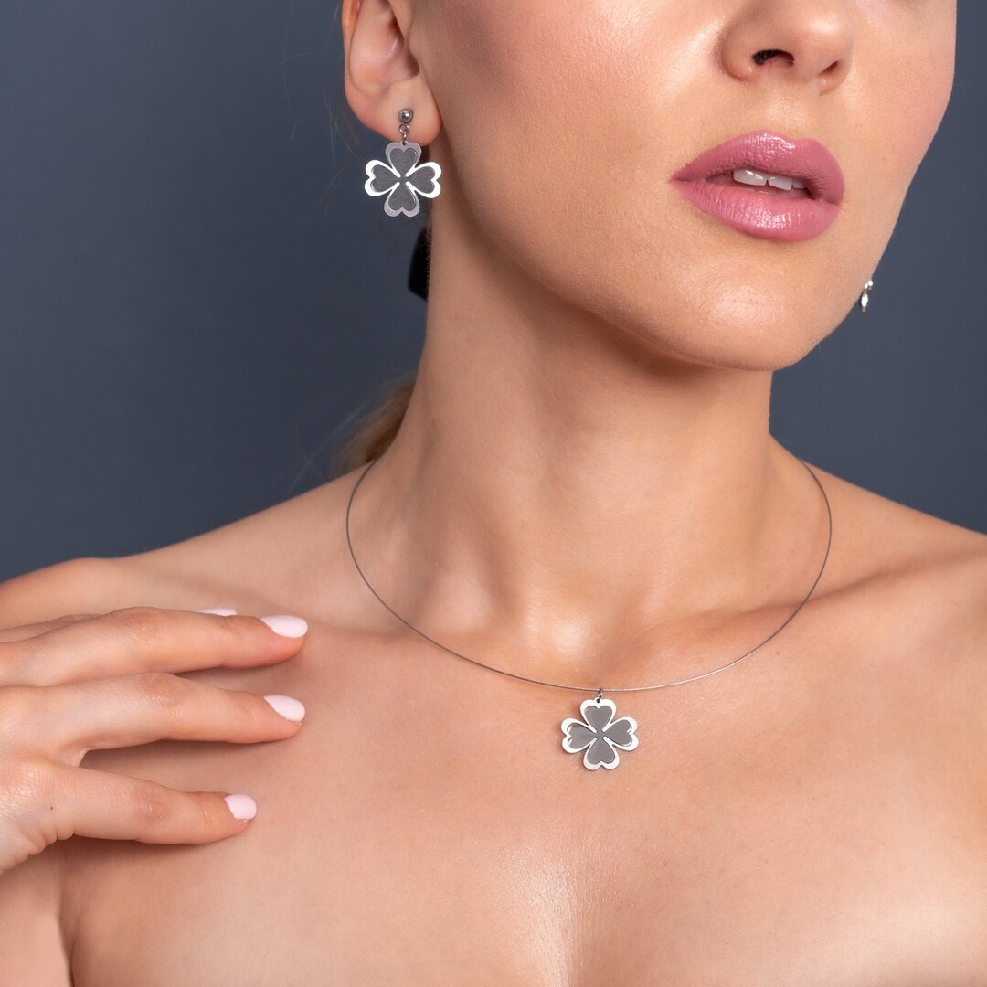 Stainless Steel Jewelry Set, Necklace and Stud Earrings Lucky Clover