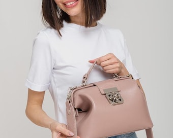Vintage Beige Leather Doctor Bag, Elegant Frame Purse