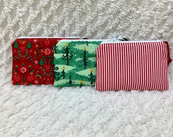Christmas Small Zipper Pouch, Essentials Bag, Holiday Coin Purse, Makeup Bag, Purse Organizer, Gift Card Bag, Jewelry Bag, Grab and Go Bag,